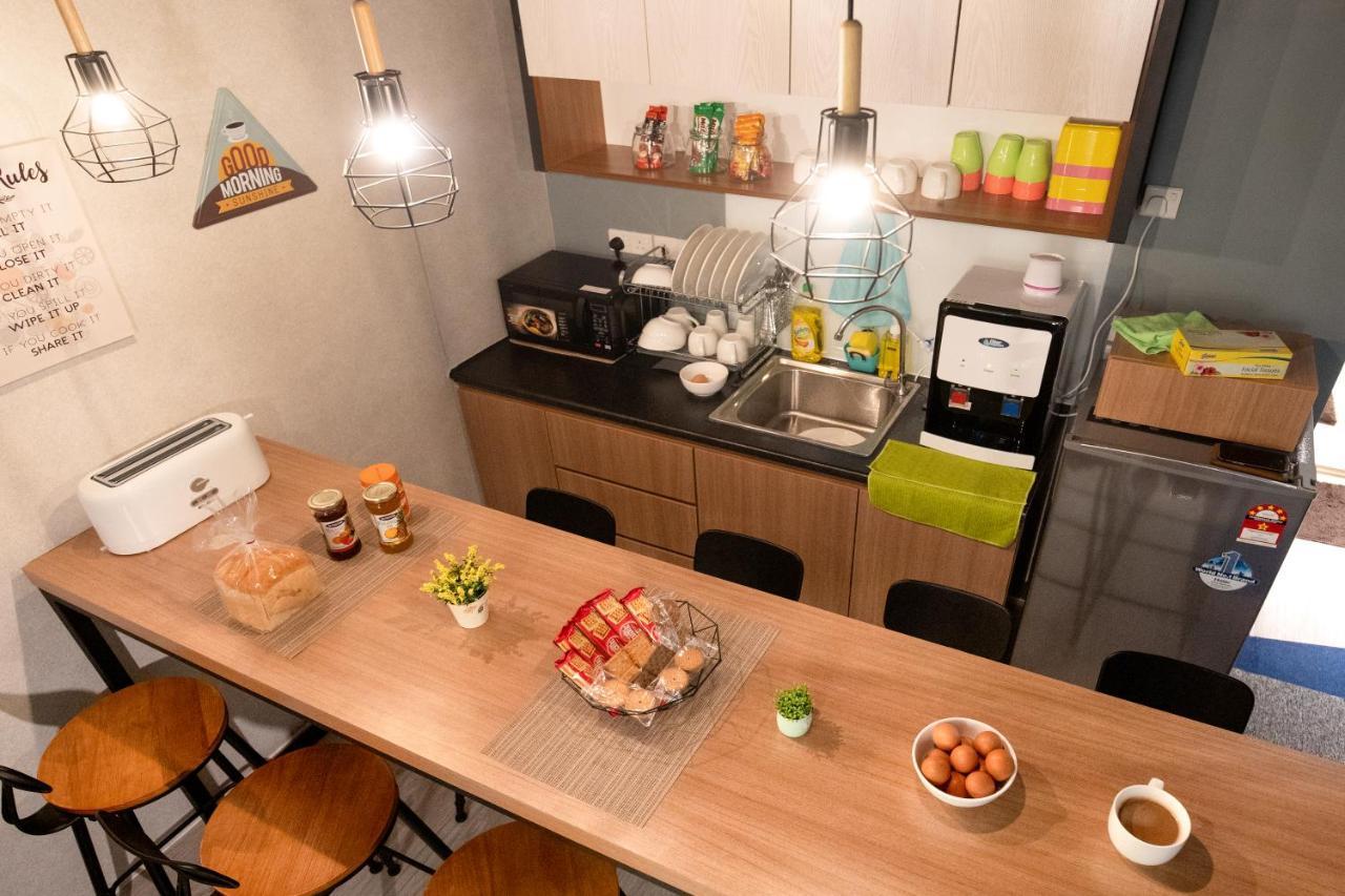 Vibrant Hostel