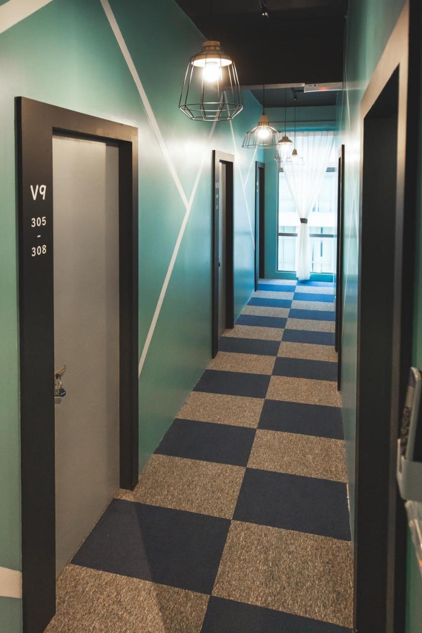 Vibrant Hostel *